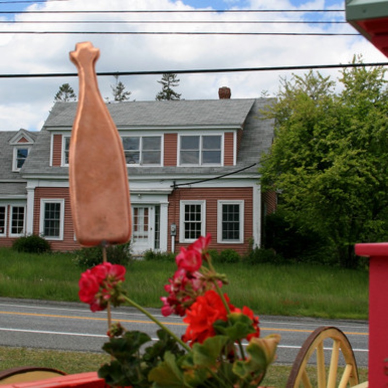 Wine Bottle Garden Stake  1029